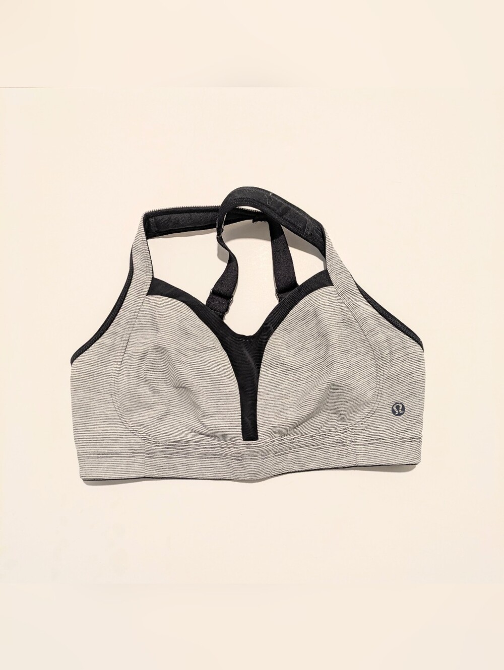 Lululemon Ta Ta Tamer ll Sports Bra Size 34DD